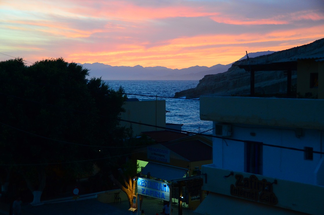 Mátala, Red beach, Zafiria, The Lions restaurant, 